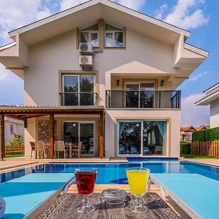 Infinity Lily 1 Вилла *