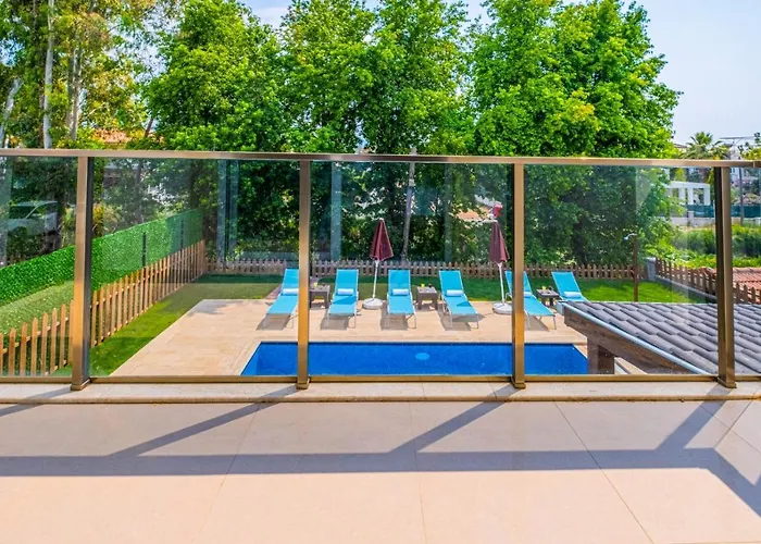 Vila Infinity Lily 1 *