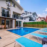 Infinity Lily 1 Villa *